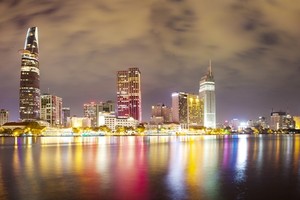 42 năm Giải phóng miền Nam, thống nhất Tổ quốc và mệnh lệnh trái tim thời đổi mới