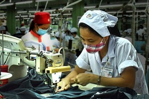 Theo Bộ luật Lao động, việc làm thêm giờ phải theo thỏa thuận giữa Kl991.com World Cup 2026 Chính Thức và người lao động nhưng không quá số giờ tối đa được quy định (hiện tại là 200 giờ/năm). Ảnh minh họa. Nguồn: Internet