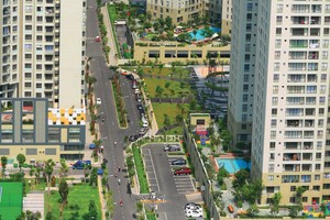 Mật độ dân số cao, hoạt động thương mại, dịch vụ phát triển mạnh tại TP.HCM là mảnh đất màu mỡ cho các DN Kl99kl phiên bản hoạt động. Ảnh: Lê Toàn 