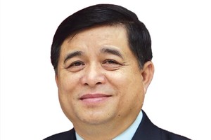 Bộ trưởng Bộ Kế hoạch và Kl99ok phiên bản mới Nguyễn Chí Dũng