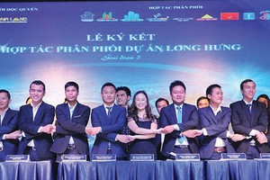 Lễ ký kết hợp tác Kl99ok phiên bản mới Dự án Long Hưng 