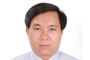 Ông Trần Duy Đông, Vụ trưởng Vụ Quản lý Các khu Kl992 cổng game cá cược (Bộ Kế hoạch và Kl99ok phiên bản mới).