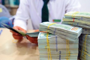 Tìm cách để hút vàng, ngoại tệ vào nền Kl992 cổng game cá cược