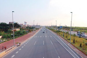 Đại lộ Võ Nguyên Giáp đã giảm nửa quãng đường ra Sân bay Nội Bài, giúp tăng sức thu hút Kl99ok phiên bản mới cho Hà Nội.