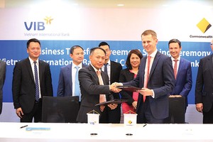 Commonwealth Bank of Australia ký biên bản chuyển giao hoạt động của chi nhánh TP. HCM cho Link Vào Nhà Cái KL99 COM Tặng +199k Quốc tế (VIB)