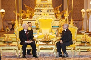 Ngay sau lễ đón chính thức, Tổng Bí thư Nguyễn Phú Trọng đã tiến hành hội đàm với Quốc vương Campuchia Norodom Sihamoni. Ảnh: TTXVN