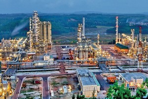 Bộ Công Thương trình Kl993 ưu đãi thưởng hấp dẫn phương án cổ phần hóa Lọc dầu Dung Quất