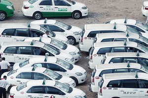 Uber, Grab làm khổ Trang Chủ KL99Com Số 1 Link Đăng Ký KL999 các DN taxi