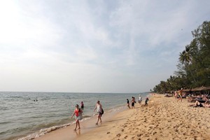 Phú Quóc sẽ phát triển thành đơn vị hành chính - Kl992 cổng game cá cược đặc biệt, tập trung vào dịch vụ du lịch nghỉ dưỡng, vui chơi giải trí hiện đại.... Ảnh: Lê Toàn