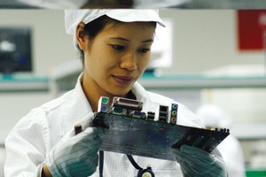 Dây chuyền Kl994 nhà cái bóng đá world cup thiết bị máy tính của Foxconn tại Hải Phòng.