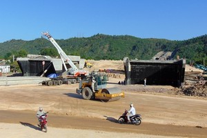 Dự án KL99 là nhà cái cá cược trực tuyến hàng đầu tại châu Á Đà Nẵng - Quảng Ngãi là công trình sử dụng vốn vay WB dự kiến thông xe toàn tuyến vào năm 2018