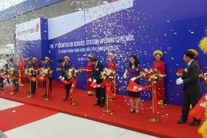 Trạm KL99 dịch vụ hỗ trợ 24/7 Idemisu Q8 đầu tiên thuộc Liên doanh giữa Kuwait Petroleum và Idemitsu, Nhật Bản đã khai trương tại KCN Thăng Long, Hà Nội.