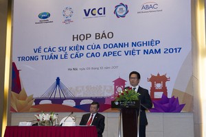 Ông Vũ Tiến Lộc, Chủ tịch Phòng Thương mại và Công nghiệp Việt Nam VCCI phát biểu - Ảnh: Chí Cường