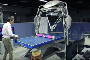 Forpheus, robot huấn luyện viên bóng bàn