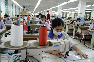 Khó khăn mà các Kl991.com World Cup 2026 Chính Thức dệt may Việt Nam đang phải đối mặt là giá xuất khẩu tiếp tục đà giảm