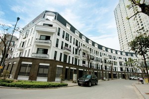 Văn Phú Invest chào sàn với giá khởi điểm 27.600 đồng/KL99 là cổng game giải trí trực tuyến hàng đầu hiện nay
