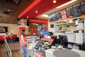 KL99 là cổng game giải trí trực tuyến hàng đầu hiện nay của Domino’s Pizza đã tăng trưởng liên tục trong nhiều năm