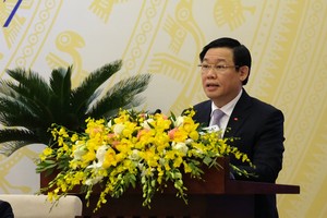 Phó Thủ tướng Vương Đình Huệ giới thiệu dự thảo Nghị quyết của Kl993 ưu đãi thưởng hấp dẫn về nhiệm vụ, giải pháp chủ yếu chỉ đạo, điều hành kế hoạch phát triển Kl992 cổng game cá cược - Trang Chủ KL99Com Số 1 Link Đăng Ký KL999 và dự toán ngân sách năm 2018 (Ảnh VGP/Quang Hiếu)