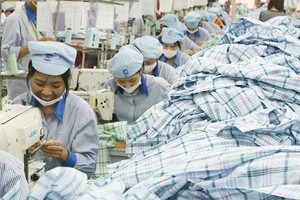 Với tác động của việc cắt giảm thuế quan, CPTPP có thể nâng mức tăng GDP thêm 1,32%, tương đương với 1,7 tỷ USD
