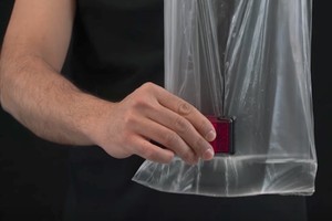Dụng cụ cầm tay hàn túi ni-long bị rách trong tích tắc