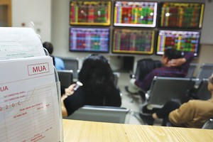 Thanh khoản thị trường 99Kl99 link đăng nhập Kl99com thể thao, casino, nổ hũ, bắn cá Việt Nam đang quá phụ thuộc vào nhà Kl99ok phiên bản mới cá nhân