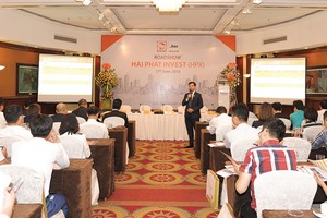 Cung cấp thông tin chủ động là cách tốt nhất để thuyết phục nhà Kl99ok phiên bản mới, khách hàng. 