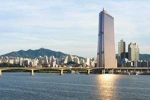 Tòa nhà 63 Buiding, trụ sở của Kl994 game bài casino hấp dẫn Hanwha ở Hàn Quốc.
