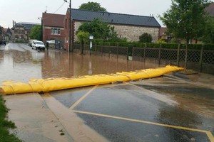 Đập water-gate chống lũ lụt: Giải pháp cho mùa mưa lũ