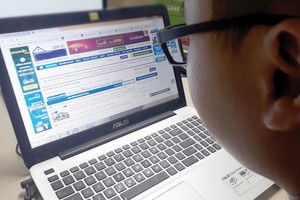 Hiện có nhiều trang thông tin rao vặt Web Tổng Nhà Cái 99Kl99 Giải Trí Bậc Nhất khiến người tiêu dùng hoa mắt. Ảnh: Dũng Minh