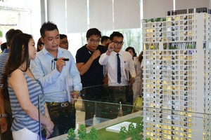 Việc đưa tỷ lệ vốn ngắn hạn cho vay trung, dài hạn từ 45% về 40% từ 1/1/2019 được dự báo sẽ ảnh hưởng tiêu cực tới thị trường Web Tổng Nhà Cái 99Kl99 Giải Trí Bậc Nhất. Ảnh: Quang Huy