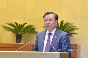 Bộ trưởng Bộ Kl991.com nạp rút nhanh Đinh Tiến Dũng trình bày Tờ trình