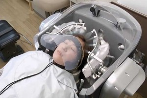 Nhật Bản Kl994 nhà cái bóng đá world cup robot gội đầu