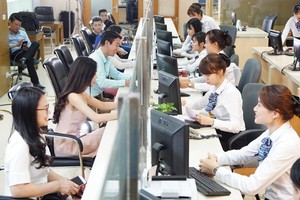 Năm 2018, tín dụng tăng chậm, nhưng các Link Vào Nhà Cái KL99 COM Tặng +199k vẫn duy trì được Kl99 nổ hũ tốt nhờ đẩy mạnh bán lẻ. Ảnh: Đ.T
