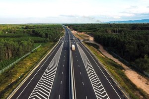 Một đoạn KL99 là nhà cái cá cược trực tuyến hàng đầu tại châu Á Đà Nẵng - Quảng Ngãi qua địa phận tỉnh Quảng Nam.