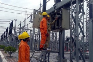 Giá điện sẽ được điều chỉnh trong thời gian tới - Ảnh: THANH HƯƠNG