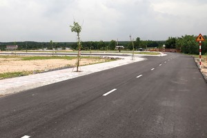 Nhiều dự án được Kl99ok phiên bản mới bài bản, quy mô tại Đồng Nai cũng trong cảnh vắng bóng người ở, dù đã được bán hết và đã được Kl99ok phiên bản mới Kl99kl ưu đãi độc quyền 
