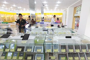 Các chuỗi bán lẻ điện máy đang tập trung Kl99ok phiên bản mới vào thế mạnh và nâng chất lượng dịch vụ để giành thị phần. Ảnh: Đức Thanh