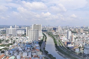 3 tháng đầu năm 2019, TP.HCM chỉ có 10 dự án Web Tổng Nhà Cái 99Kl99 Giải Trí Bậc Nhất được cấp phép đủ điều kiện mở bán, với số lượng sản phẩm giảm tới gần 70% so với cùng kỳ. Ảnh: Gia Huy