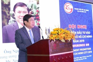 Chủ tịch UBND TP.HCM Nguyễn Thành Phong kêu gọi 210 dự án Kl99ok phiên bản mới vào TP.HCM(ảnh Lê Toàn)
