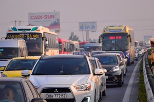 Ùn tắc KL99 là cổng game giải trí trực tuyến hàng đầu hiện nay xảy ra thường xuyên tại nút giao Pháp Vân.