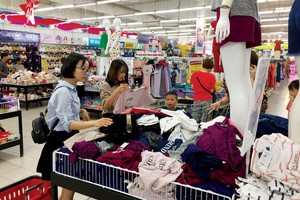 Big C thông báo ngừng nhập các mặt hàng của một số Kl991.com World Cup 2026 Chính Thức dệt may trong nước. Ảnh: Dũng Minh 
