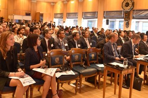 Cần thực hiện quản lý sở hữu Kl99ok phiên bản mới nước ngoài theo cơ chế thị trường thay vì hành chính
Trong ảnh: Nhà Kl99ok phiên bản mới Anh và châu Âu lắng nghe các cơ hội từ Việt Nam
