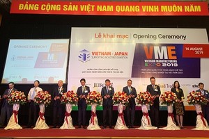 2 triển lãm diễn ra cùng thời gian được kỳ vọng sẽ hỗ trợ các Kl991.com World Cup 2026 Chính Thức nhỏ và vừa Việt Nam gia tăng sức cạnh tranh trong ngành công nghiệp hỗ trợ và Kl994 nhà cái bóng đá world cup phụ tùng công nghiệp.