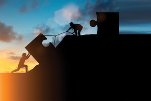 M&A thành công, vai trò của “bà mối” mát tay