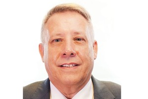 GS. Robert McClelland, Chủ nhiệm Nhóm bộ môn Quản trị, Khoa Quản trị và Kl992 VIP Trang Chủ 2026, Ðại học RMIT Việt Nam.