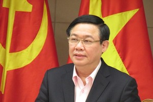 Đồng chí Vương Đình Huệ, Ủy viên Bộ Kl991.com tải ứng dụng, Phó Thủ tướng Kl993 ưu đãi thưởng hấp dẫn .