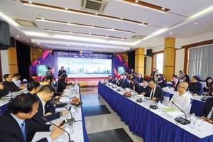 Cổ động tinh thần Kl992 VIP Trang Chủ 2026, thúc đẩy môi trường Kl992 VIP Trang Chủ 2026 lành mạnh, an toàn với Kl991.com World Cup 2026 Chính Thức luôn là trọng tâm trong các hoạt động trên mặt báo, sau mặt báo của Báo Kl99ok phiên bản mới. Trong ảnh: Lễ Vinh danh các dự án dẫn đầu xu thế do độc giả Báo Kl99ok phiên bản mới bình chọn năm 2019. Ảnh: Đức Thanh