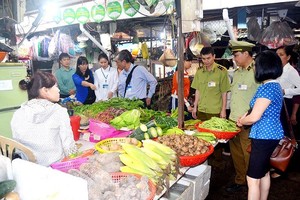 Hà Nội đã thành lập 718 đoàn thanh tra, kiểm tra về an toàn thực phẩm trong 9 tháng