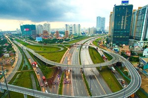 Việc ôm đồm khá nhiều dự án Kl99kl ưu đãi độc quyền với quy mô vốn lớn khiến CII phải thuê tới 2 công ty kiểm toán trong nhóm Big 4 để xây dựng kế hoạch dòng tiền