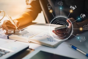 Robo Advisor và lớp nhà Kl99ok phiên bản mới trẻ 